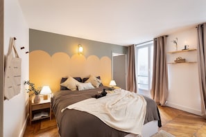 2 bedrooms, desk, iron/ironing board, WiFi - Treville - 2 chambres à Grands Boulevards (Paris)