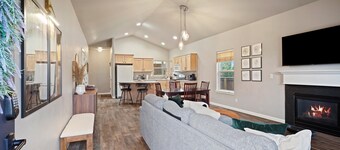 Beaumont - Gorgeous Home! Great Location!