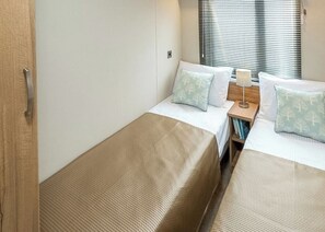 2 bedrooms