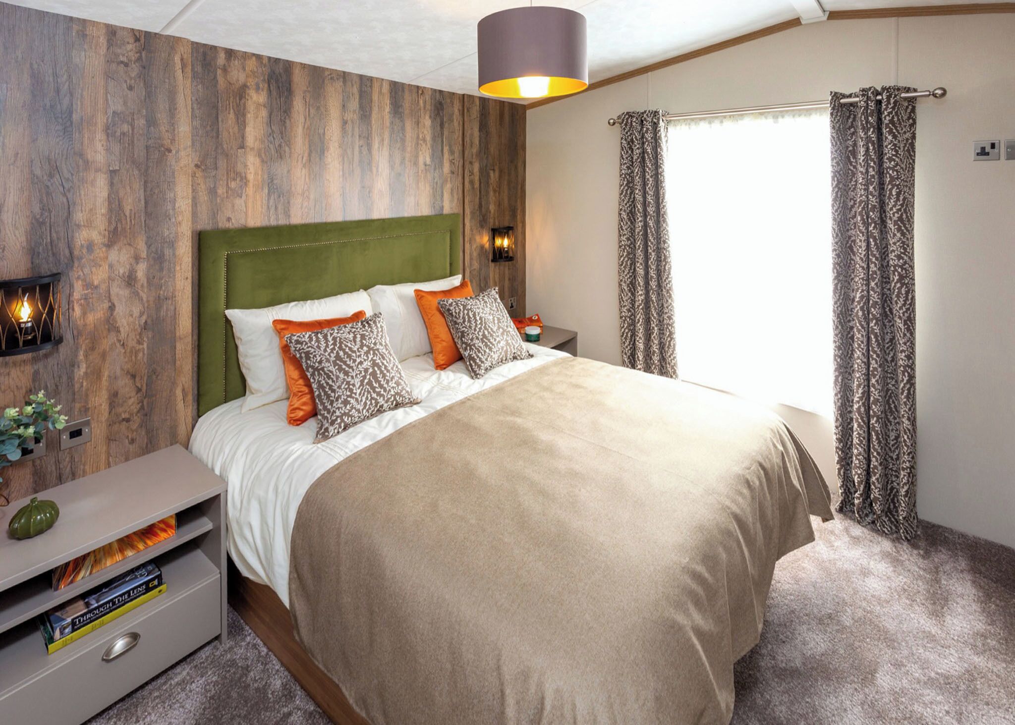 2 bedrooms