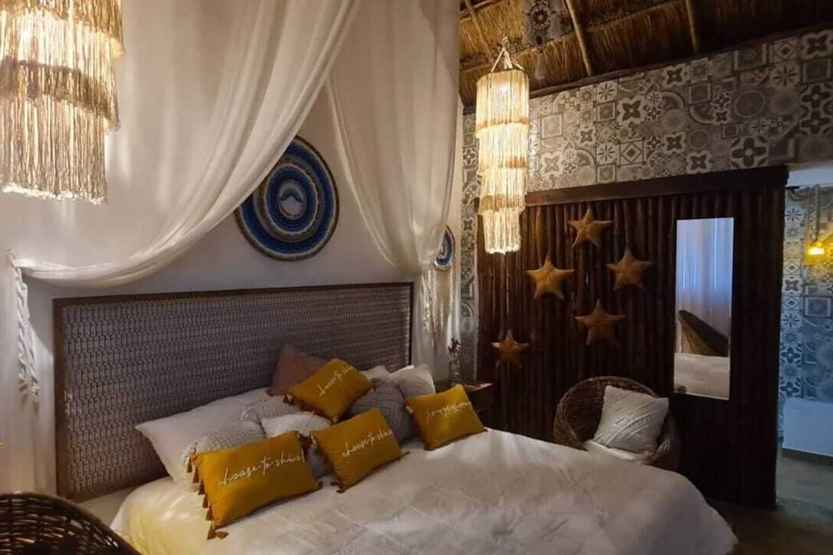 1 habitación y ropa de cama