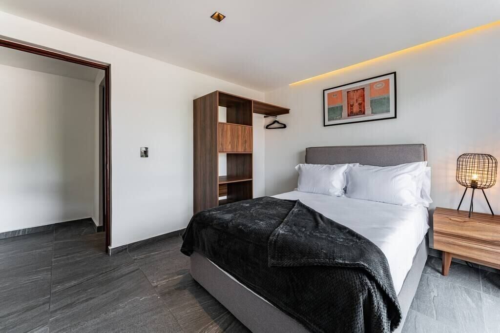 1 camera, ferro/asse da stiro, Wi-Fi, lenzuola