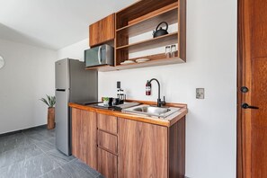 Fridge, microwave, stovetop, coffee/tea maker - VH | 1 rec + gym and wifi | Sta Ma la Ribera | 24 (Ciudad de México)