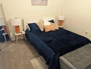 2 chambres, fer et planche à repasser, accès au Wi-Fi (inclus)