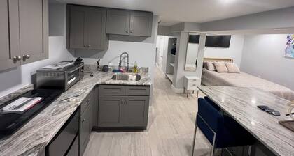 Cozy basement/studio apartment with kitchenette and bathroom!