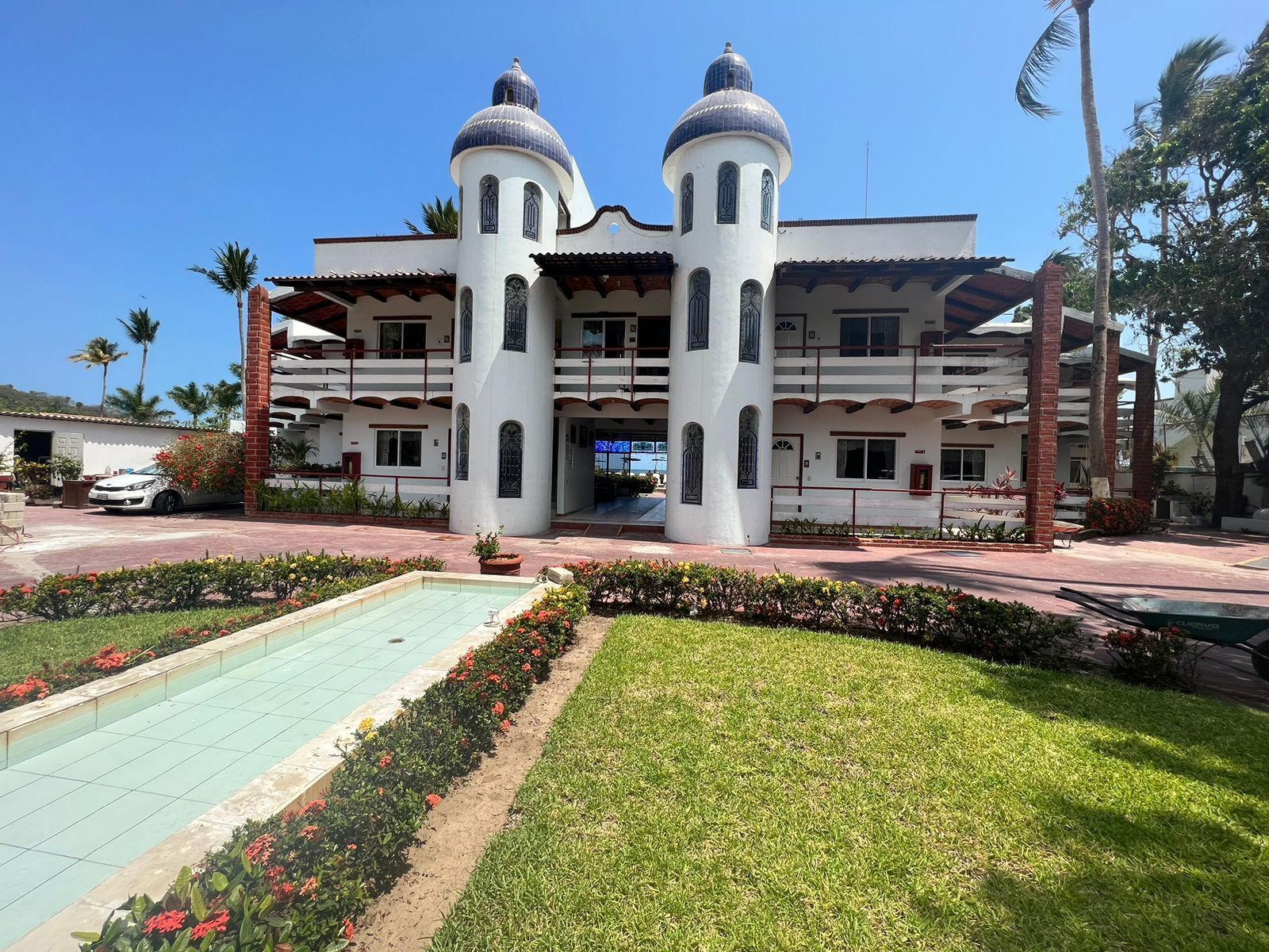 Facciata della struttura