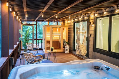 Upscale and Family-Friendly in Wintergreen