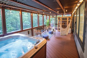 Bañera de hidromasaje exterior