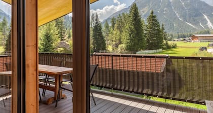 Appartement "Gamsberg" avec vue sur les montagnes, balcon et Wi-Fi
