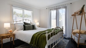 2 Schlafzimmer, Bügeleisen/Bügelbrett, Internetzugang, Bettwäsche