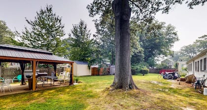 Calloway Drive Retreat | House in Shady Side