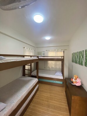 3 室のベッドルーム、WiFi、ベッドシーツ