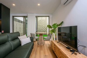 Fernseher, Arbeitsbereiche