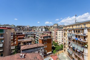 2 عدّة غرف نوم