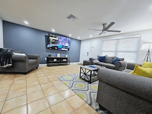 Smart TV y futbolito