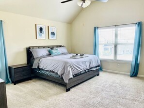 4 Schlafzimmer, Bügeleisen/Bügelbrett, WLAN, Bettwäsche