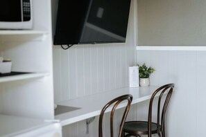 مكواة/لوح كي وواي فاي مجانًا وملاءات أسرّة