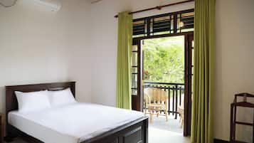 5 bedrooms, WiFi, bed sheets