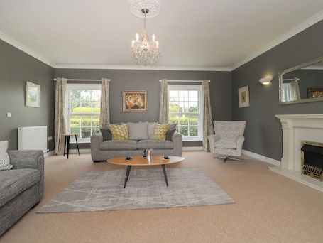 ๊ฑฐ์ค ๊ณต๊ฐ