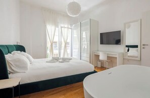 3 室のベッドルーム、アイロン / アイロン台、旅行用ベビーベッド、WiFi (無料)