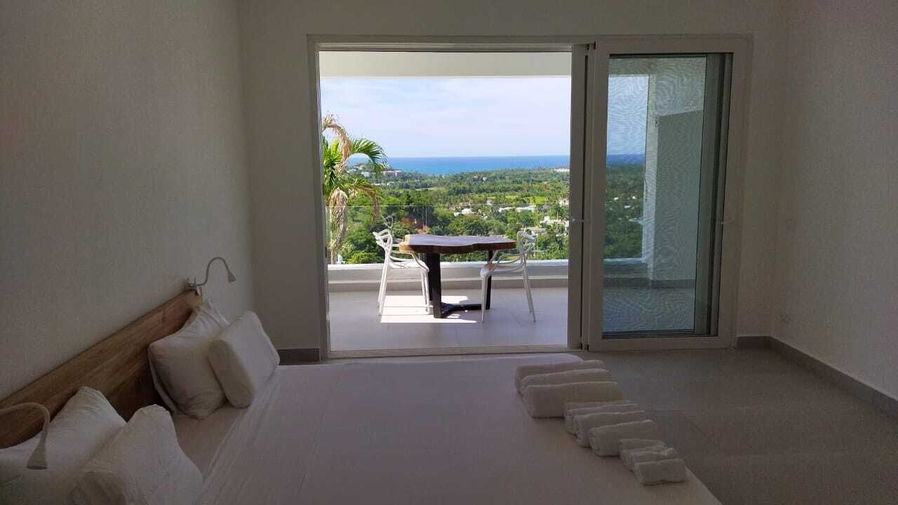 4 bedrooms, in-room safe, desk, iron/ironing board