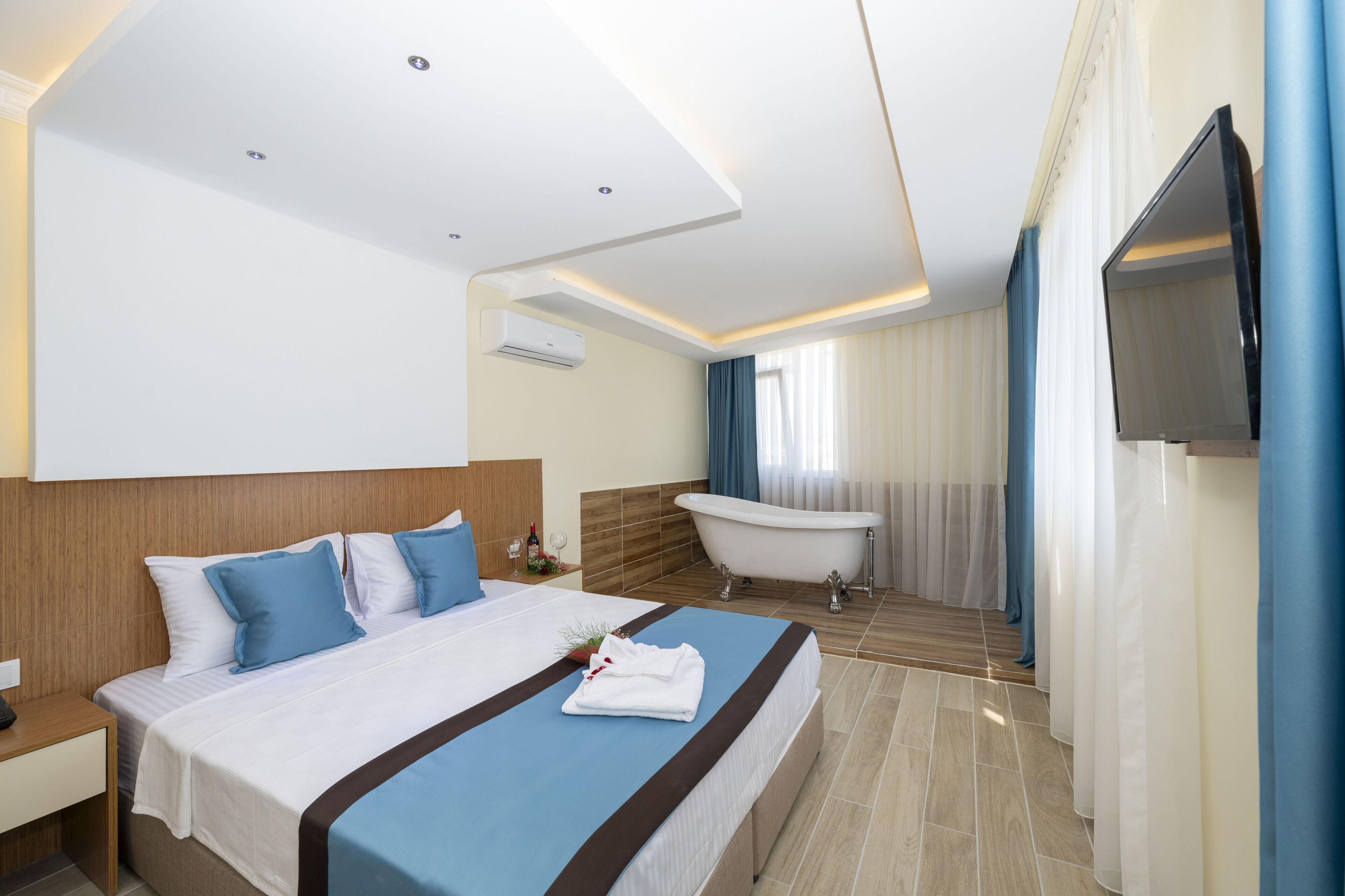 Foto - DIAMOND luxury Hotel