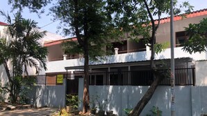 Depan hartanah