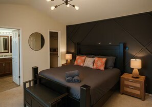 3 soverom, skrivebord, strykejern/-brett og wi-fi