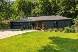 Exterior - Bayside Bungalow: West Bay Views Minutes to TC (Traverse City)