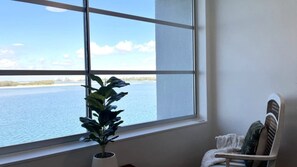 Interior - Pumicestone Chase U5 Stunning Water Views (BULCOCK BEACH)