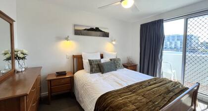 PUMICESTONE CHASE UNIT 5