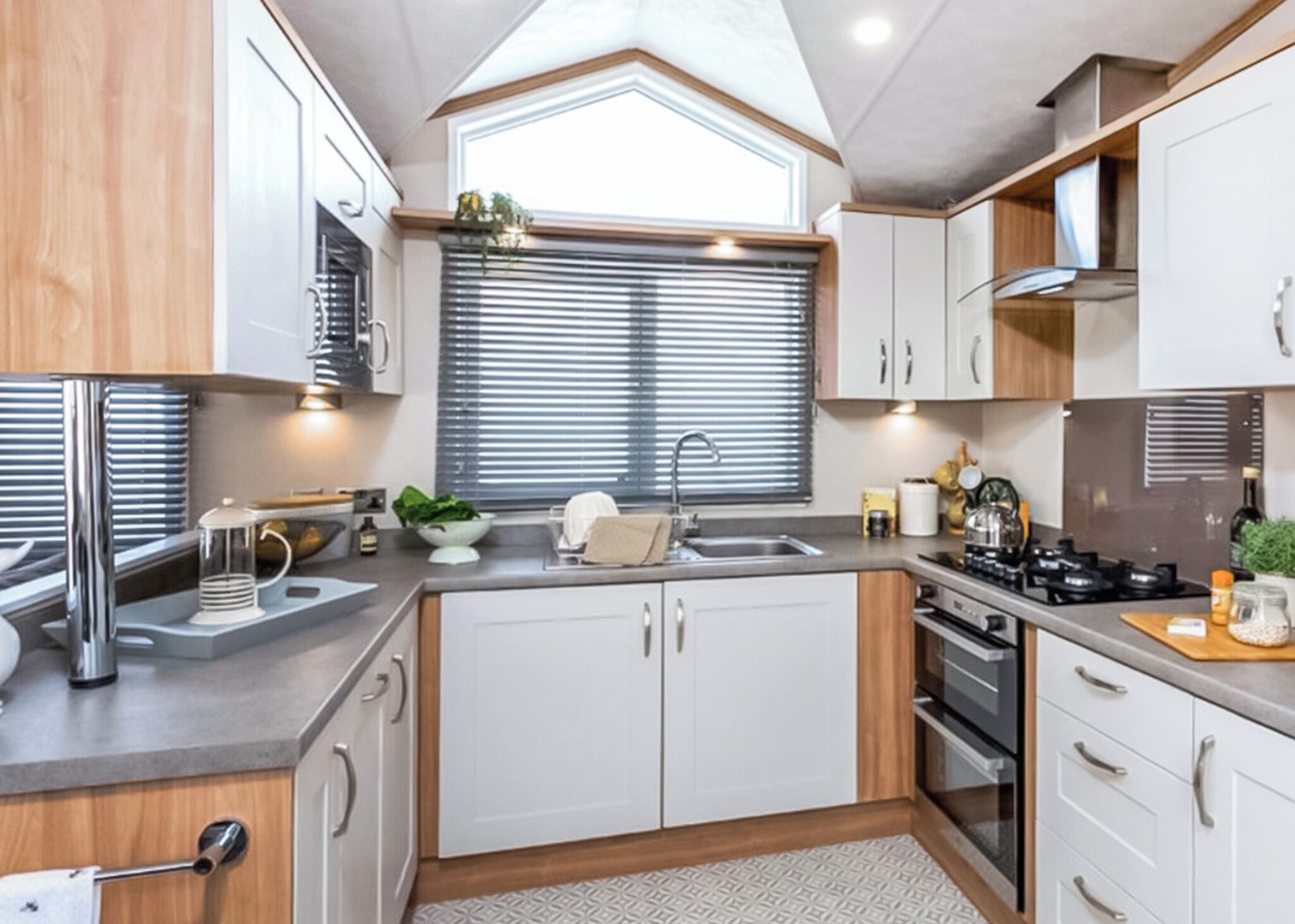 Fridge, oven, stovetop, toaster