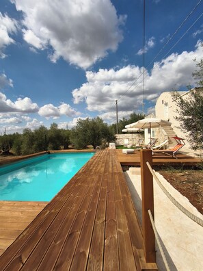 Utomhuspool