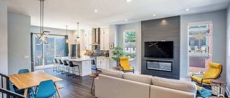 TV, fireplace, stereo, offices