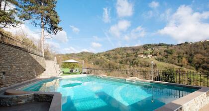 Holiday Home "Baia Di Campo" with Shared Pool, Private Garden and Wi-Fi