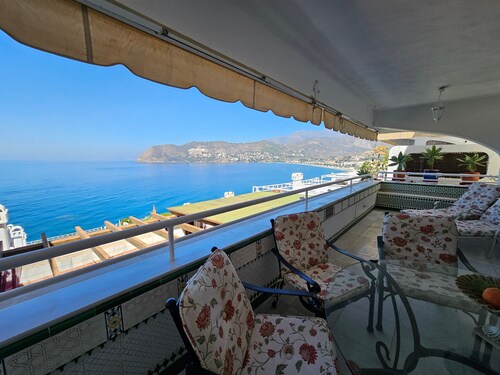 Apartment "Las Terrazas" with Sea View & Wi-Fi