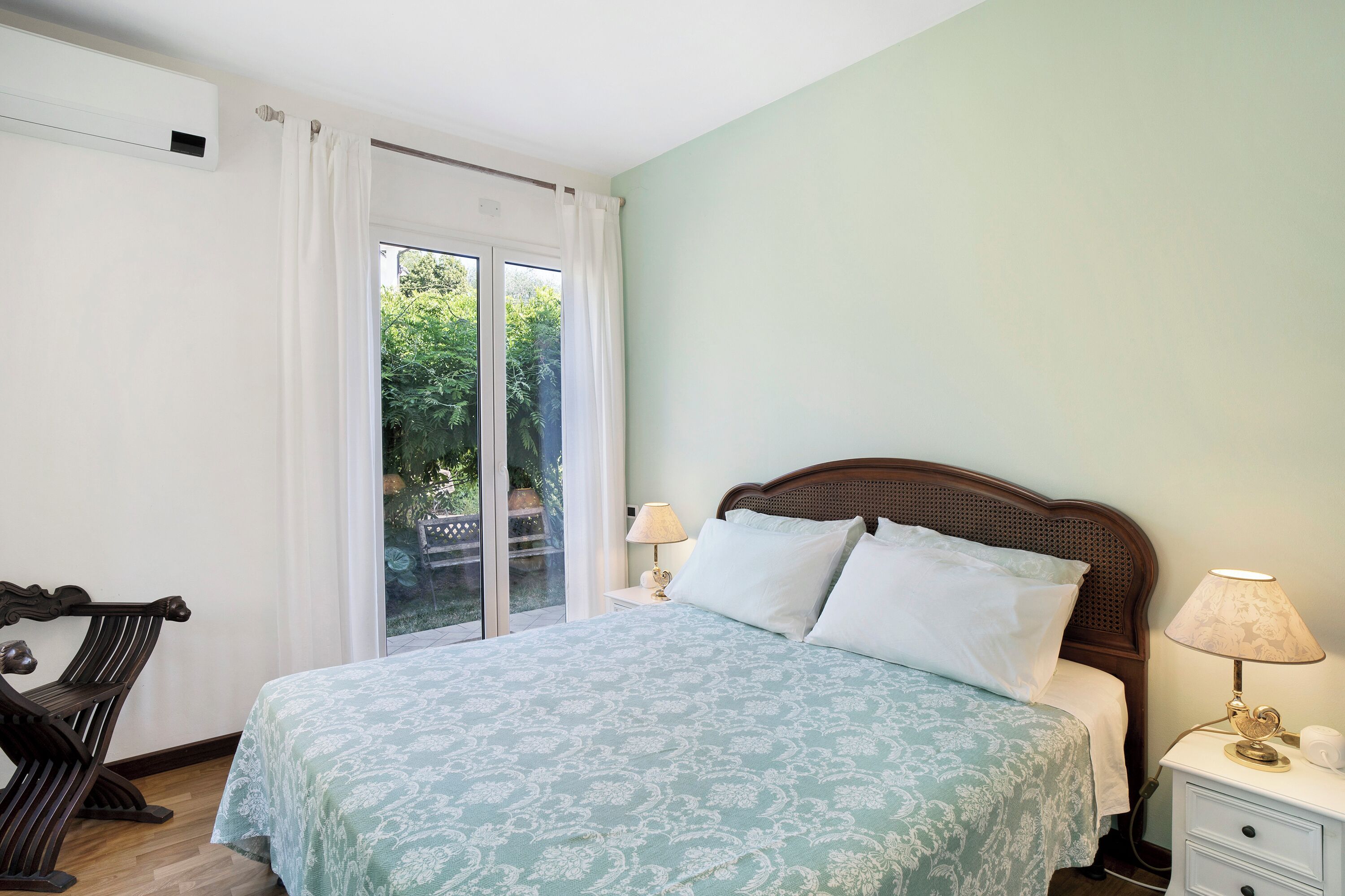 1 chambre, fer et planche à repasser, Wi-Fi gratuit, draps fournis