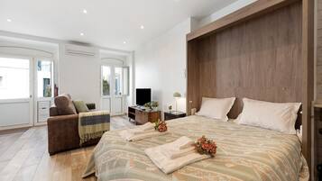 1 chambre, fer et planche Ă repasser, Wi-Fi gratuit, draps fournis