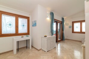Interior - Holiday Apartment "La Rosa dei Venti" with Sea View, Shared Pool & Private Terrace (Santa Teresa Gallura)