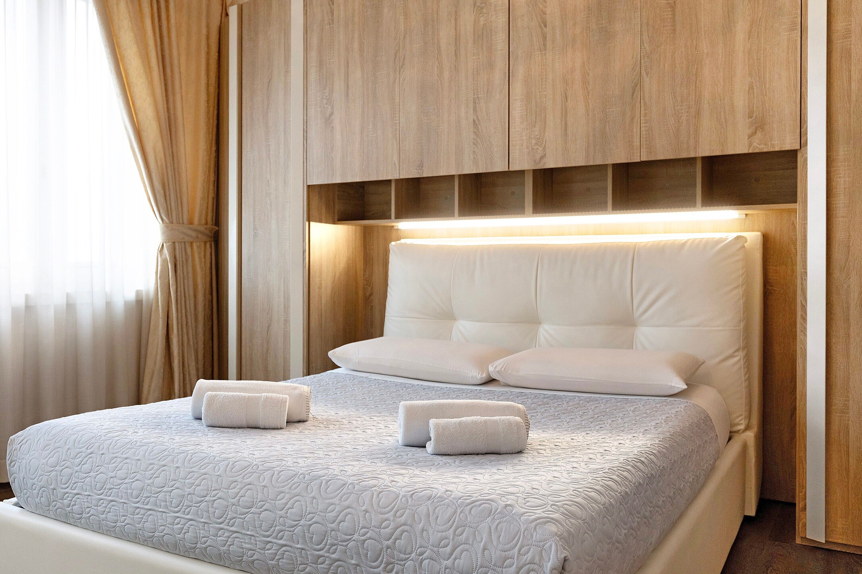 2 slaapkamers, een strijkplank/strijkijzer, gratis wifi, beddengoed