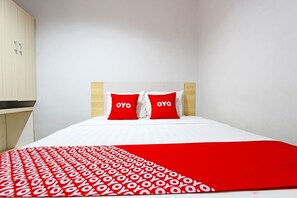 Deluxe Double Room - OYO 91531 Dreamstay 2 NearLawang Sewu (Semarang)