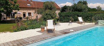 Beautiful country home with private pool and spacious garden.