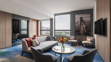 套房, 2 間臥室, 無障礙, 海景 (Club Lounge Access) | 1 間睡房、防敏寢具、羽絨被、迷你吧