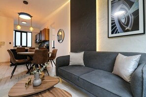 TV, studio