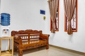 Lobby - OYO 90846 Guesthouse Bintaro Asri Syariah (South Tangerang)