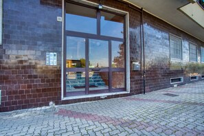 Exterior detail - GuestHost - Luce: bilo x4 vicino San Raffaele (Vimodrone)