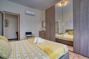 2 bedrooms, iron/ironing board, WiFi, bed sheets - GuestHost - Luce: bilo x4 vicino San Raffaele (Vimodrone)