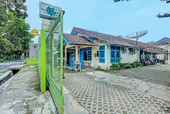 Fachada da propriedade