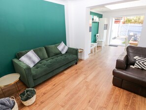 Interior - 12 Clos Yr Wylan (Barry)