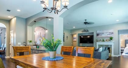 Spacious 4BR Retreat | East Montgomery + King Beds